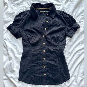 GUESS | fitted blouse.